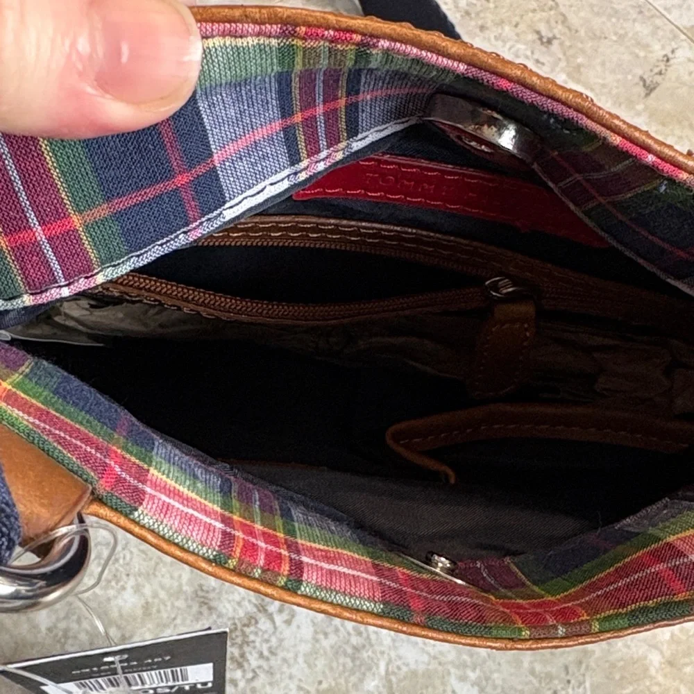 Tommy Hilfiger Red Green Navy Plaid Messenger Crossbody New with tags!